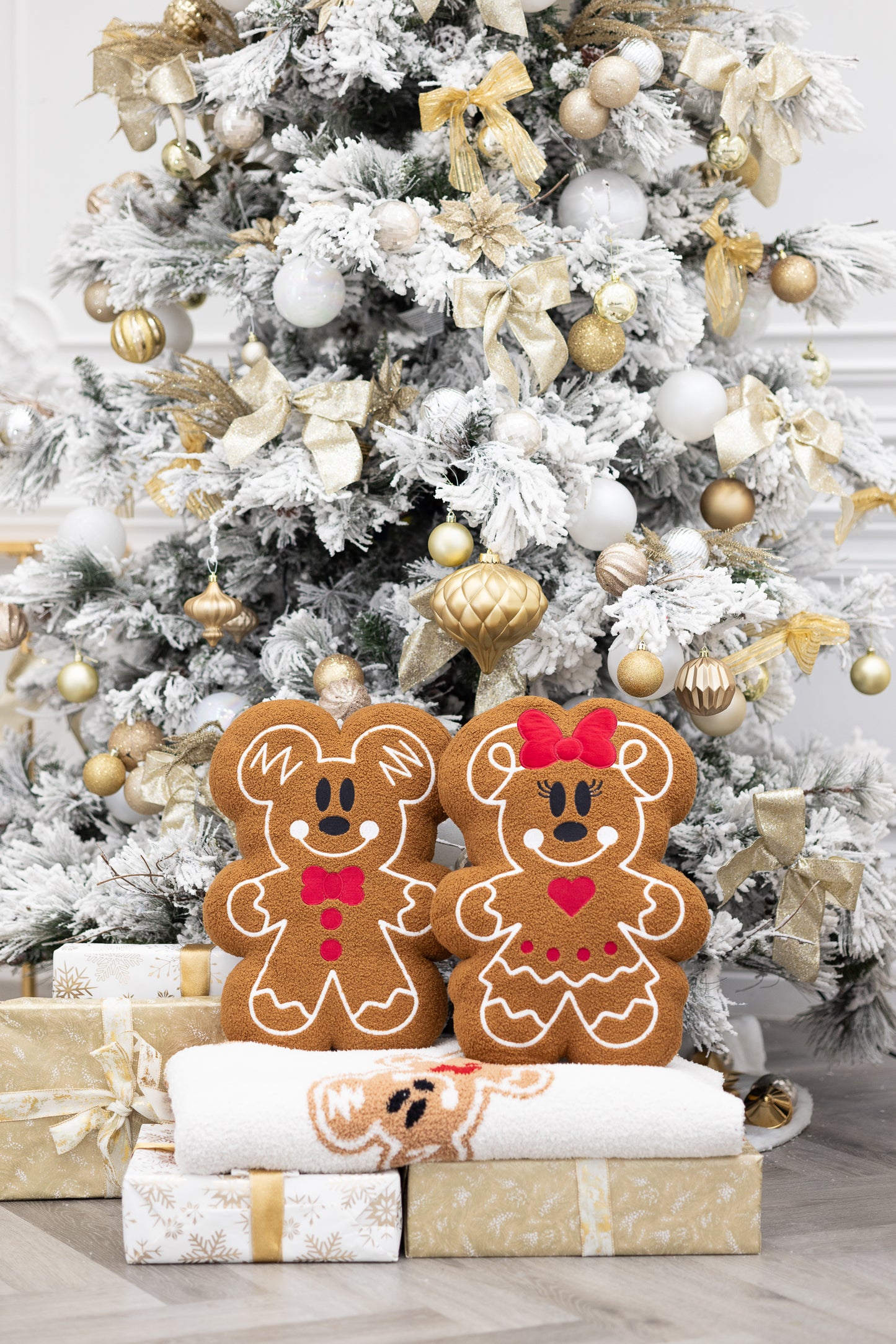 Mickey Gingerbread Decor Pillow
