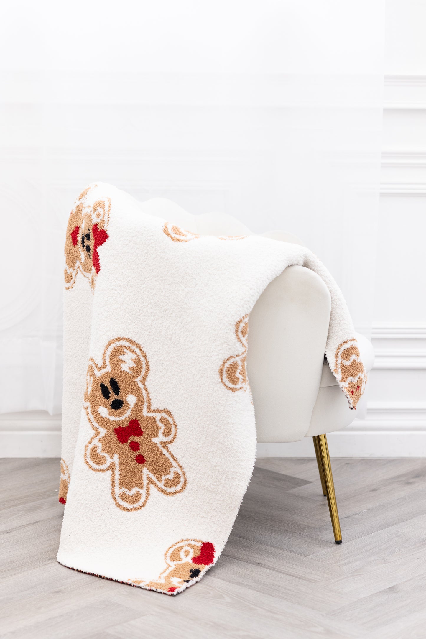 Mickey and Minnie Gingerbread Knitted Throw Blanket