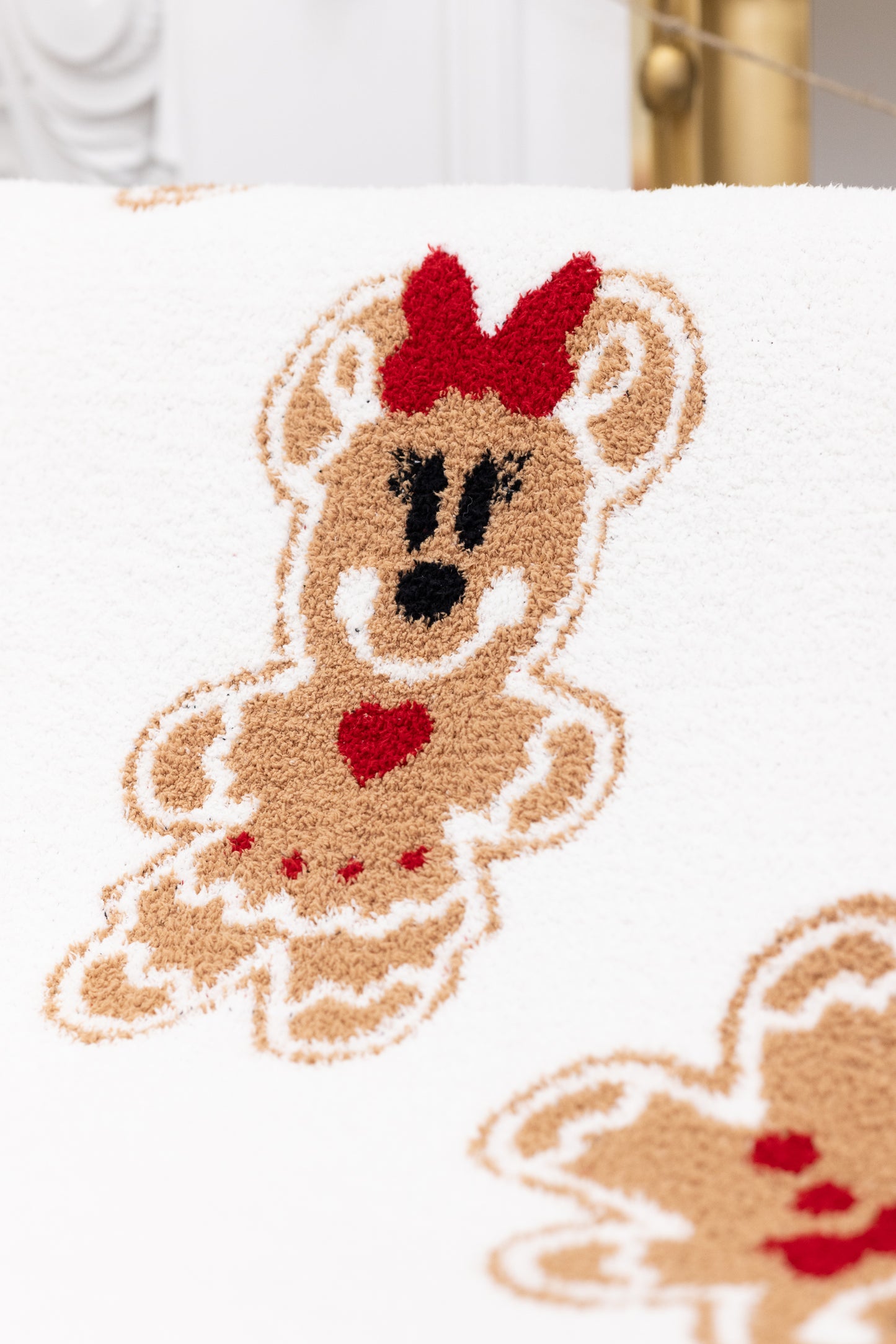 Mickey and Minnie Gingerbread Knitted Throw Blanket