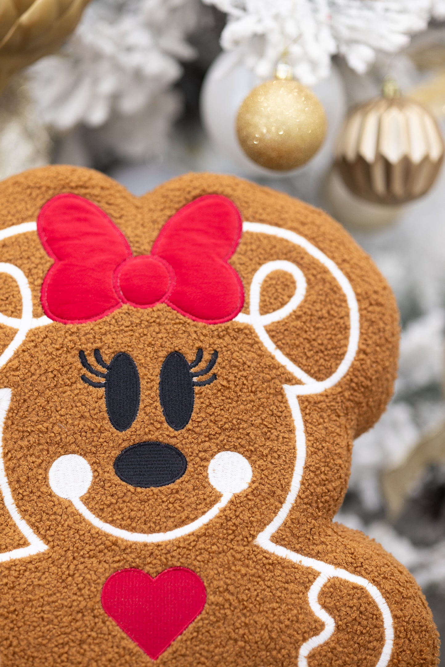 Minnie Gingerbread Decor Pillow